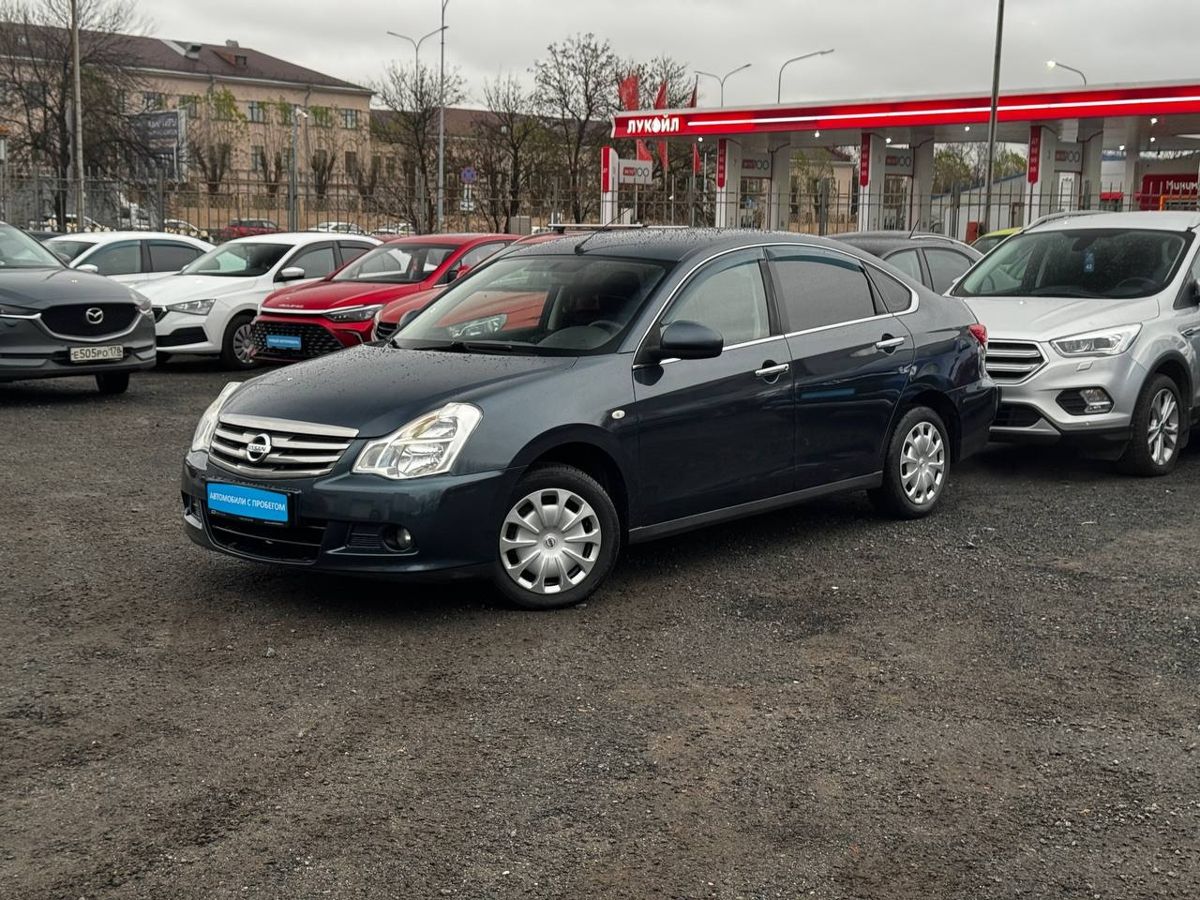 Nissan Almera