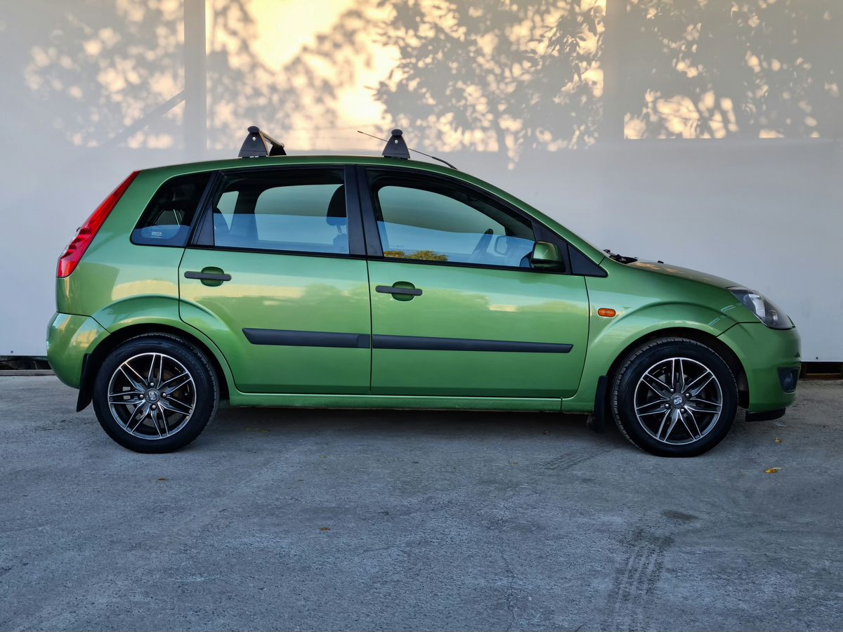 Ford Fiesta Ghia 2006 г.в., 108 530 км.