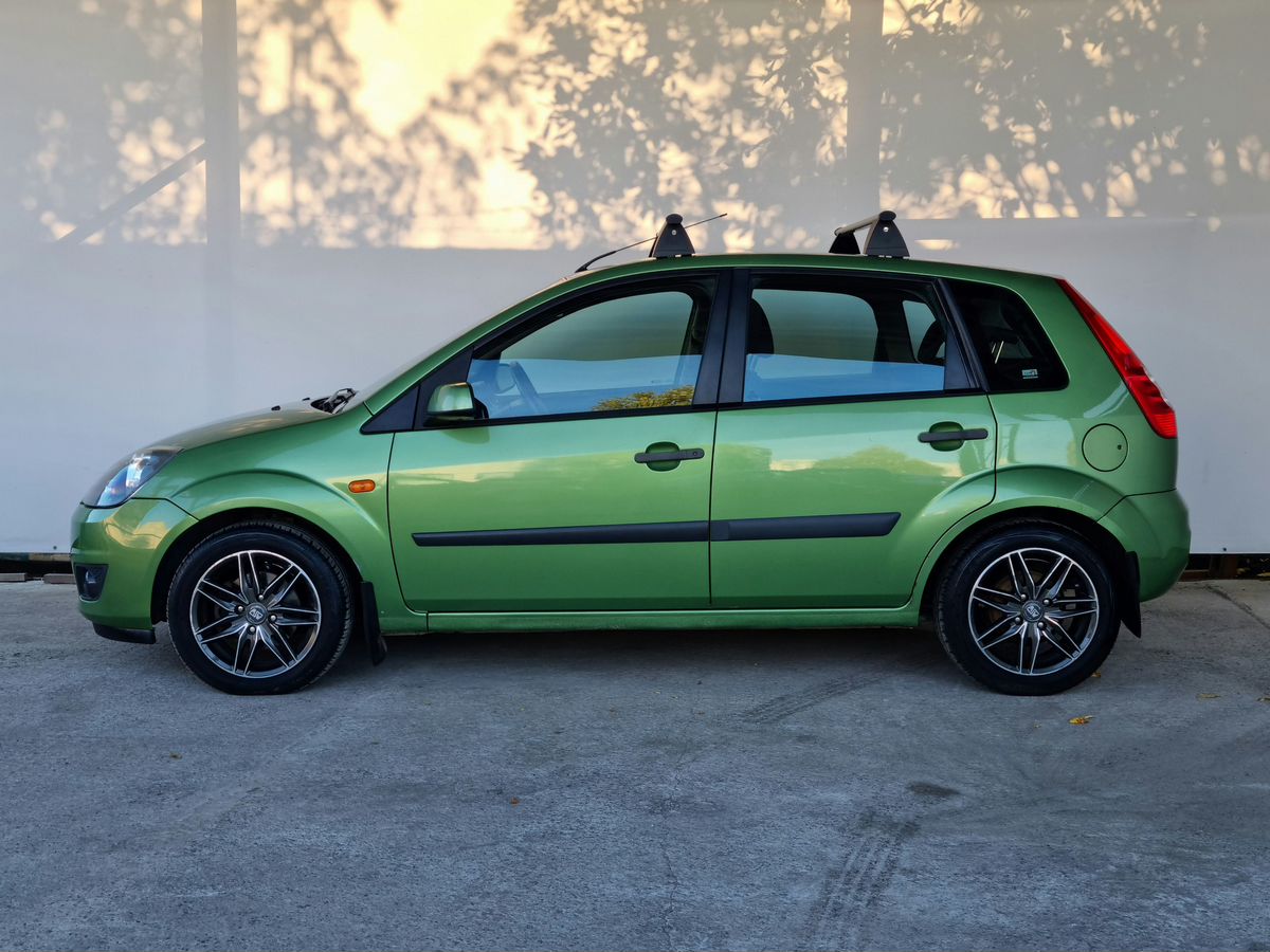 Ford Fiesta Ghia 2006 г.в., 108 530 км.