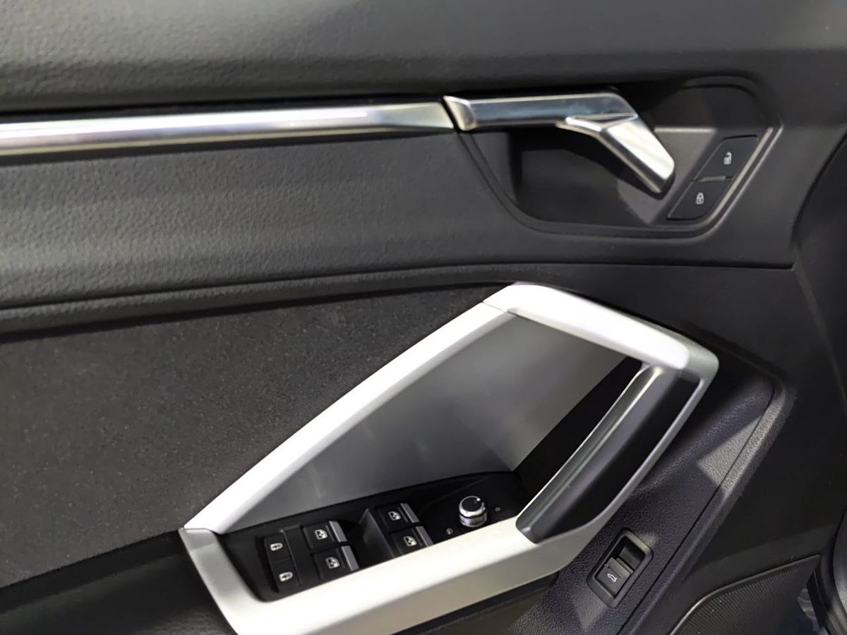 Audi Q3 Advance 40 TFSI quattro S tronic 2020 г.в., 127 810 км.