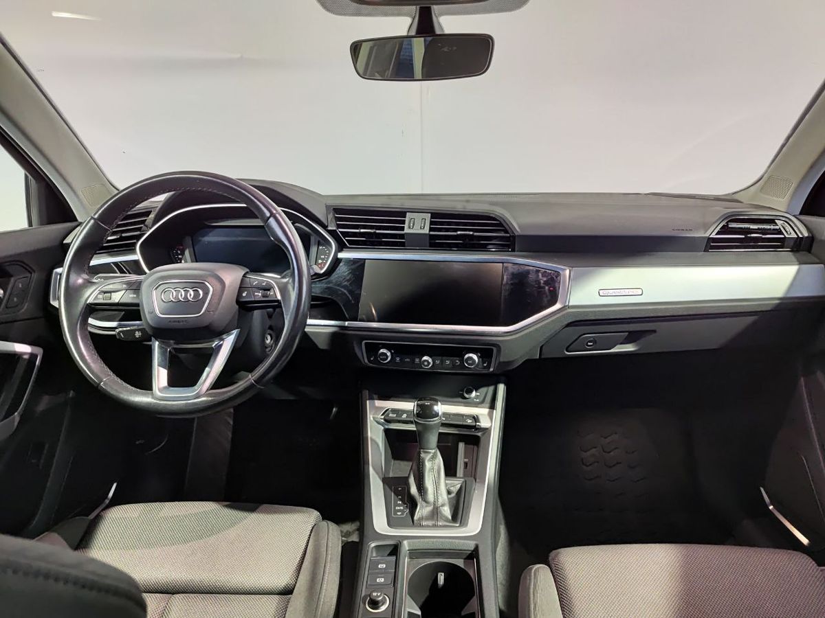 Audi Q3 Advance 40 TFSI quattro S tronic 2020 г.в., 127 810 км.