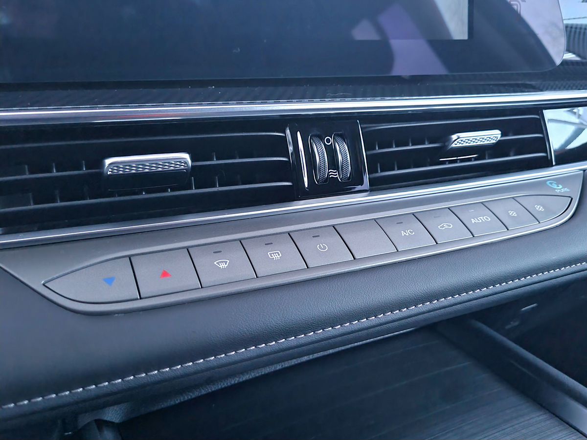 Chery Tiggo 7L Active 2025 г.в., 7 939 км.