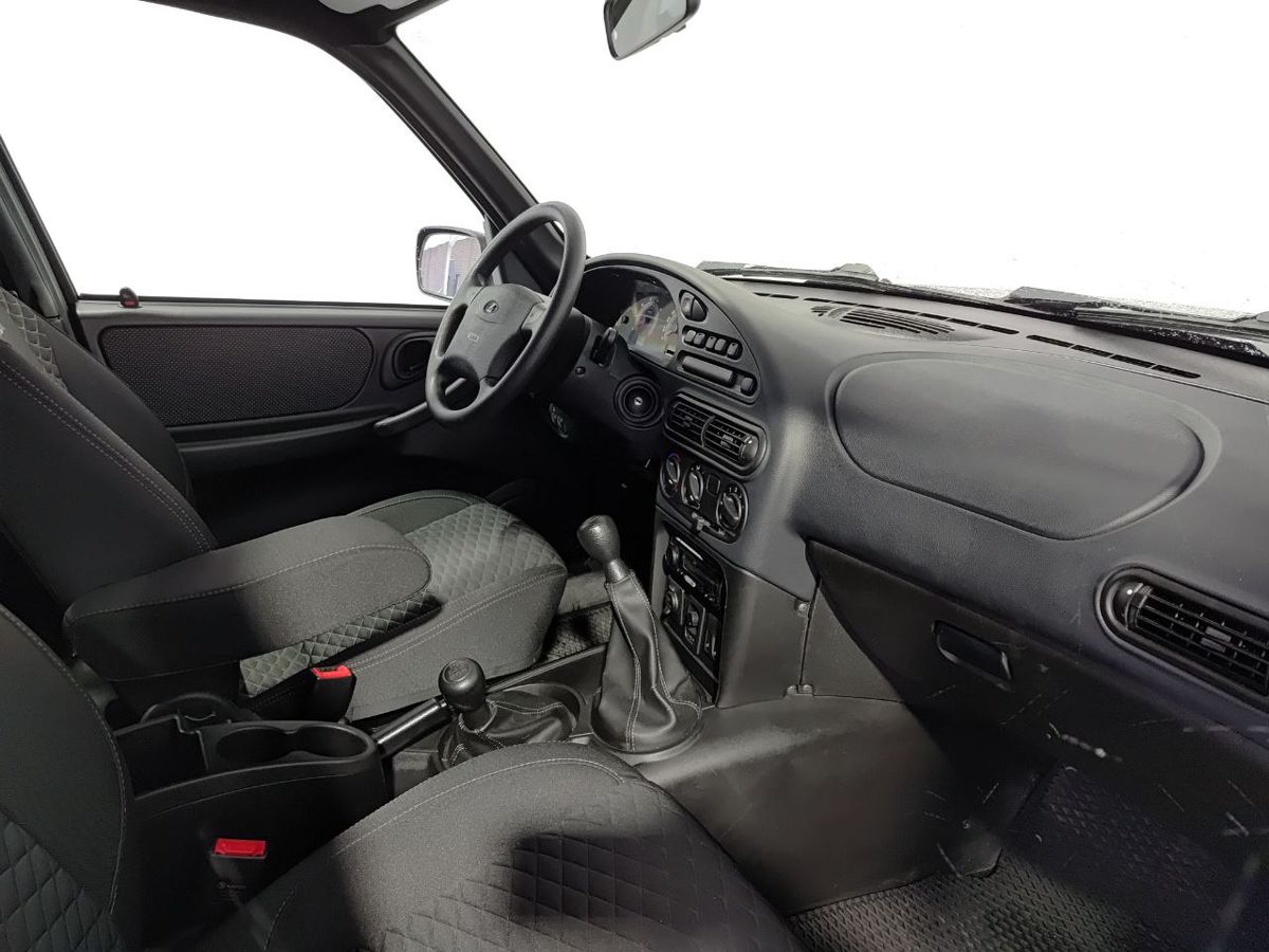 Lada Niva Travel BLACK'22 2022 г.в., 24 000 км.