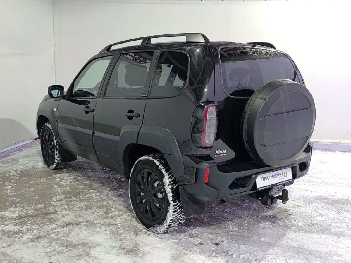 Lada Niva Travel BLACK'22 2022 г.в., 24 000 км.