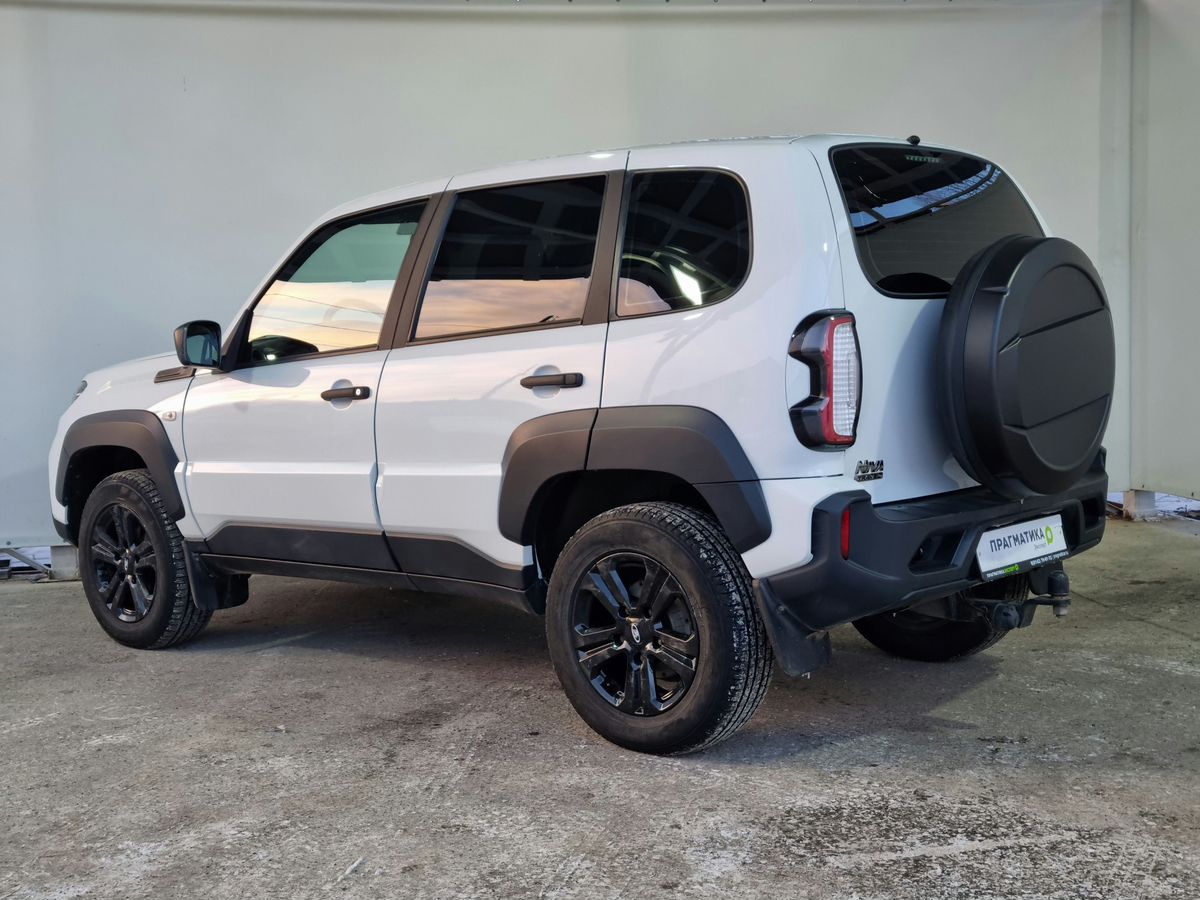 Lada Niva Travel Comfort'24 (2023-2024) 2024 г.в., 20 320 км.