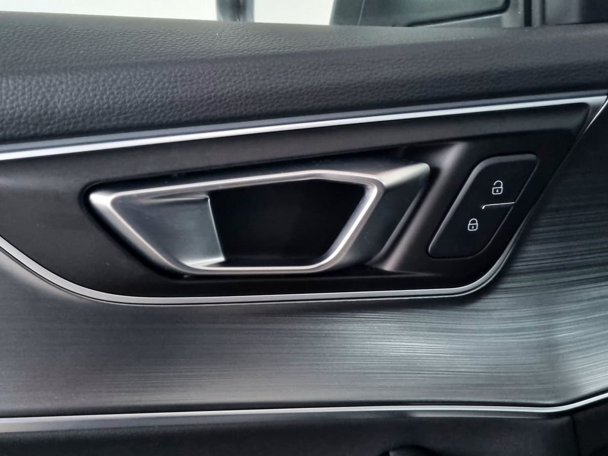 Xcite X-Cross 7 Enjoy 2024 г.в., 8 317 км.