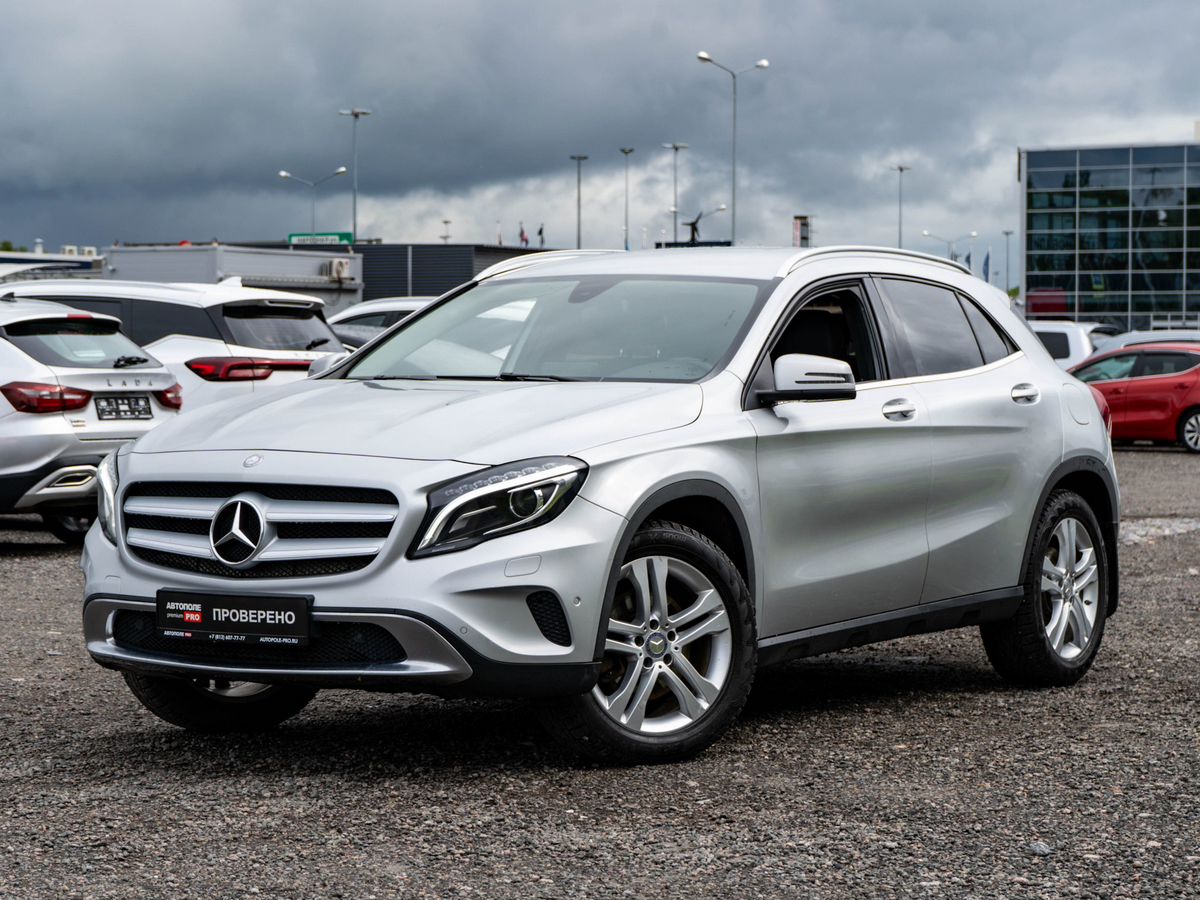 Mercedes-Benz GLA I (X156)
