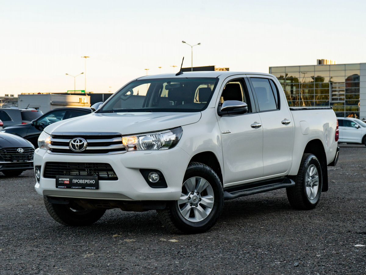 Toyota Hilux VIII
