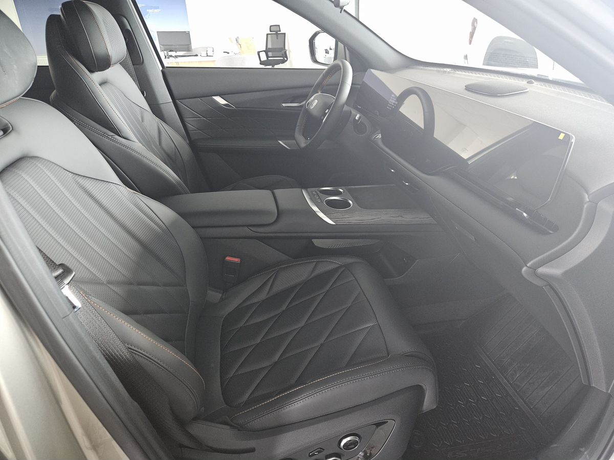 Changan CS75 Plus Люкс