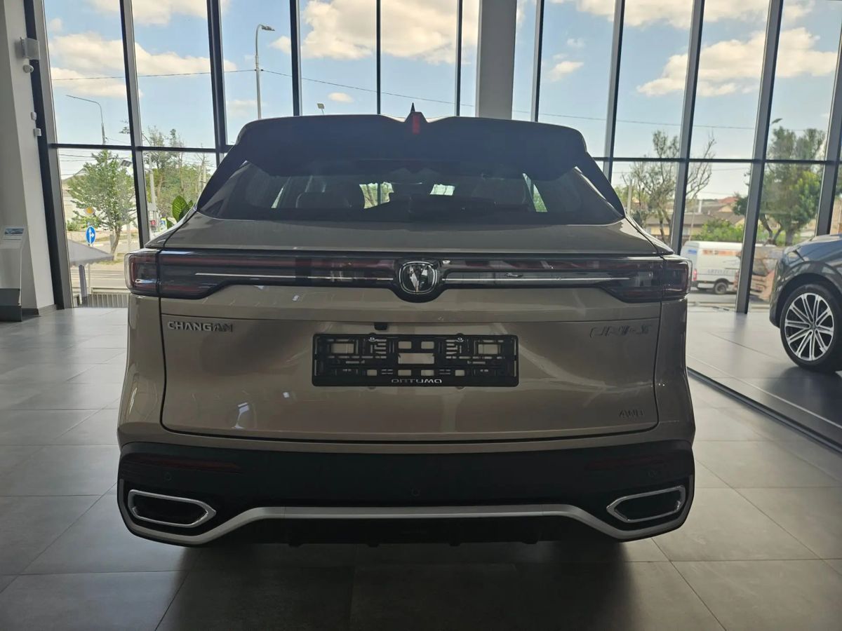 Changan UNI-S Люкс