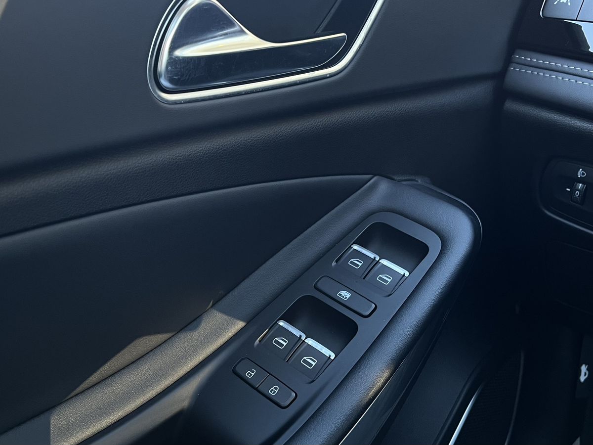 Omoda S5