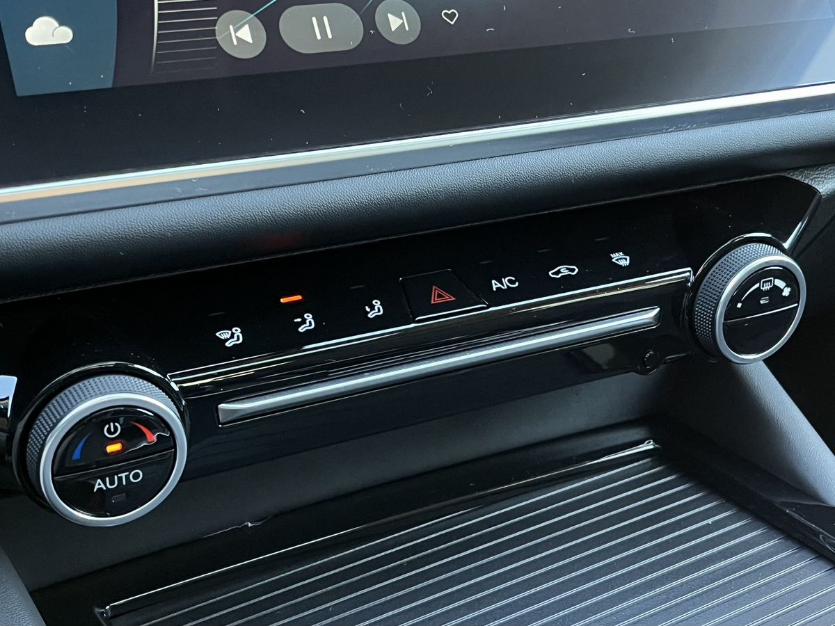 Omoda S5