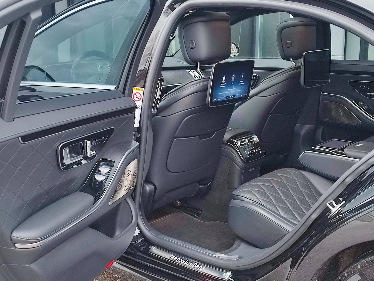 Mercedes-Benz S-Класс