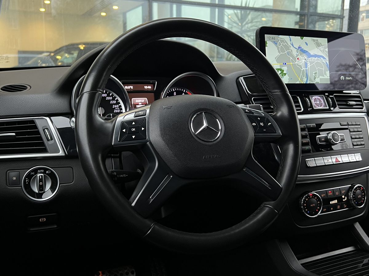 Mercedes-Benz M-Класс