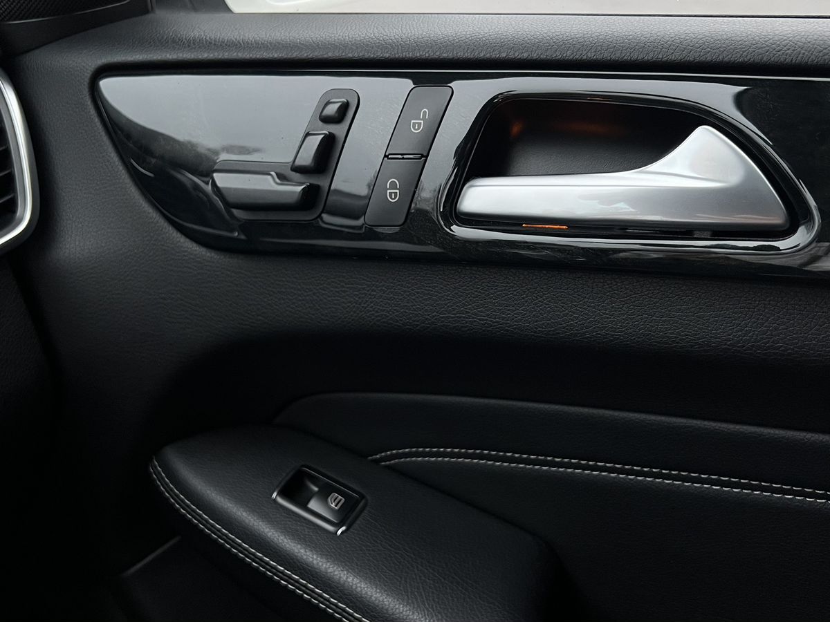 Mercedes-Benz M-Класс