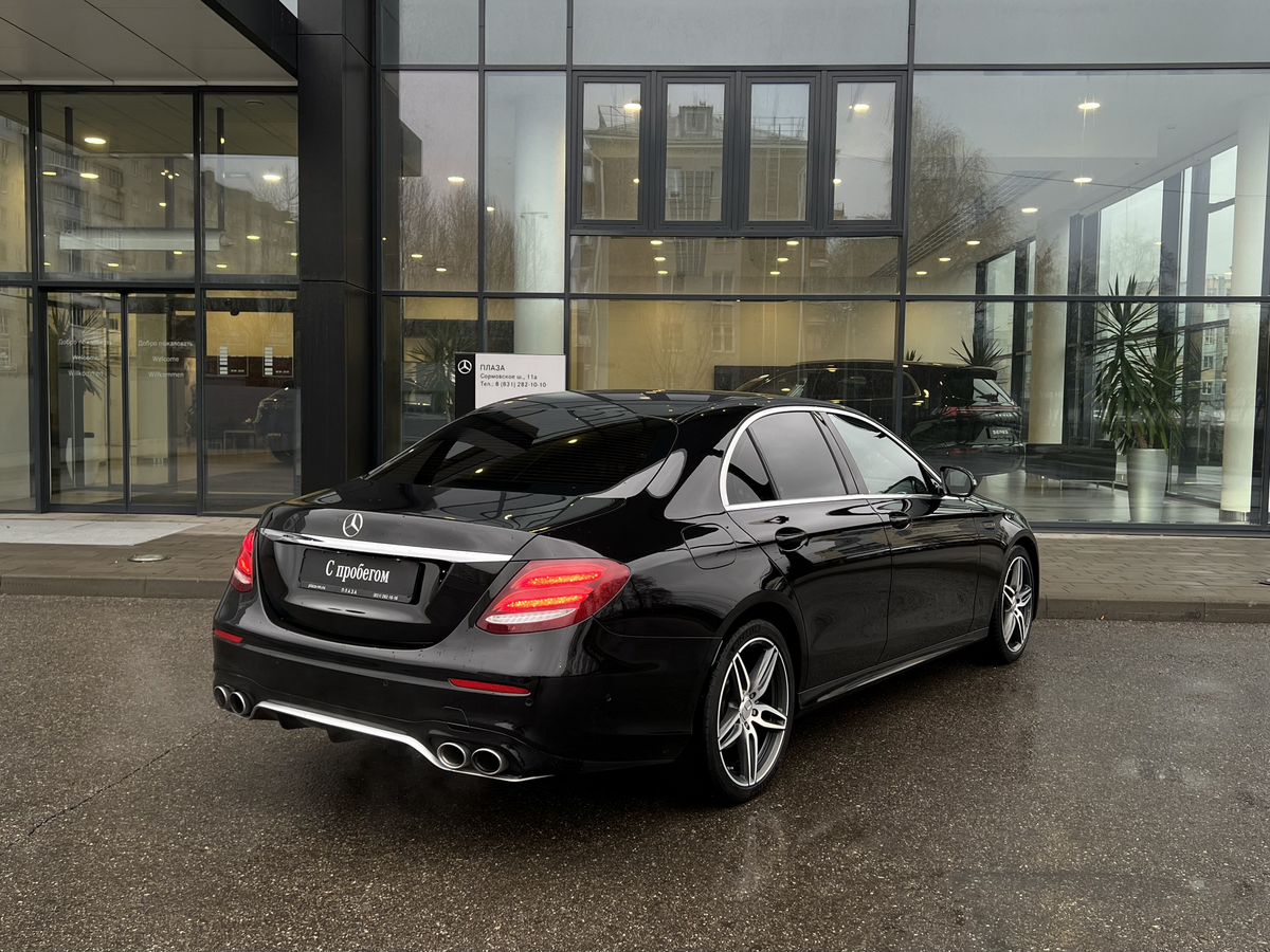 Mercedes-Benz E-Класс