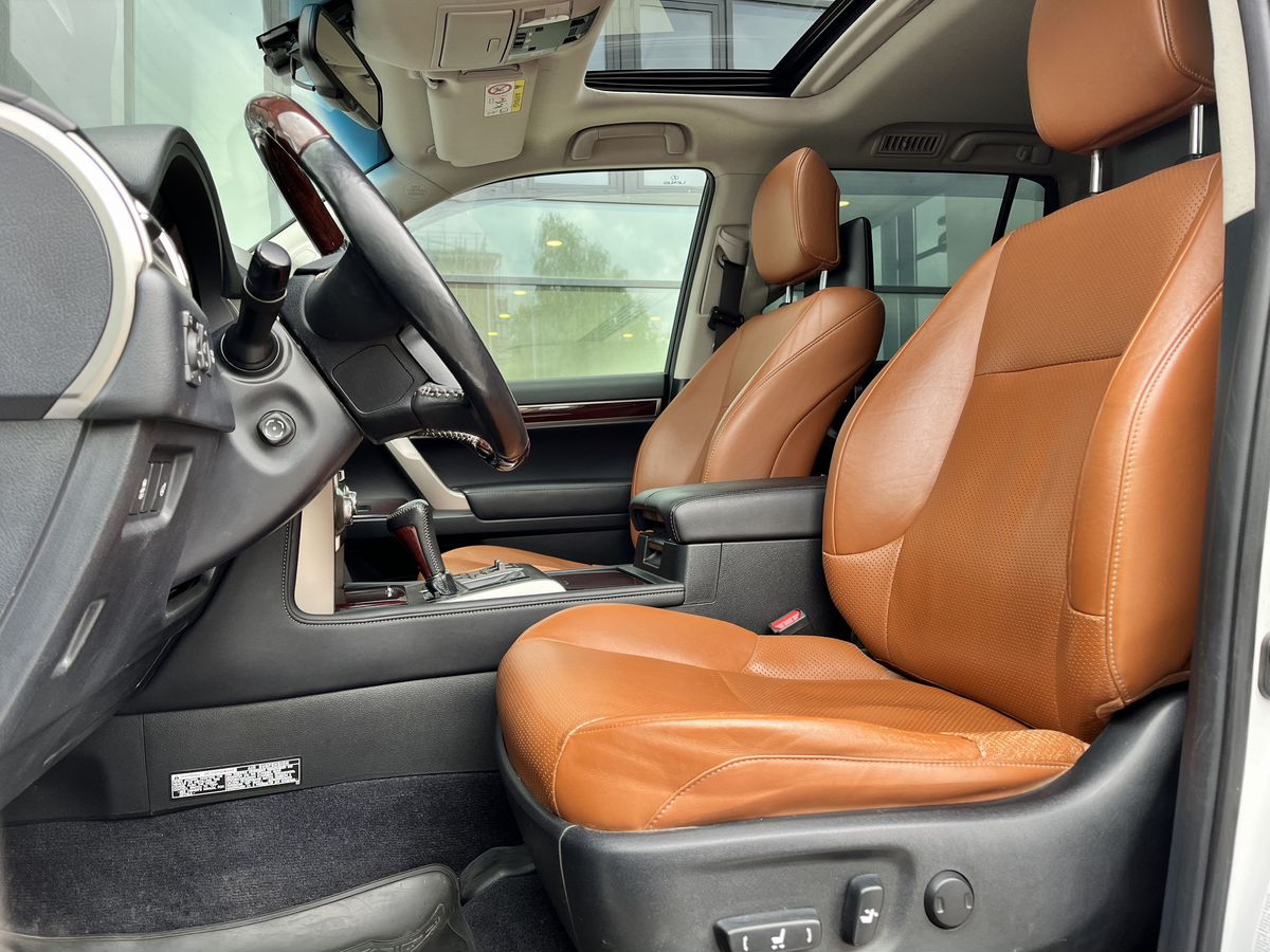 Lexus GX