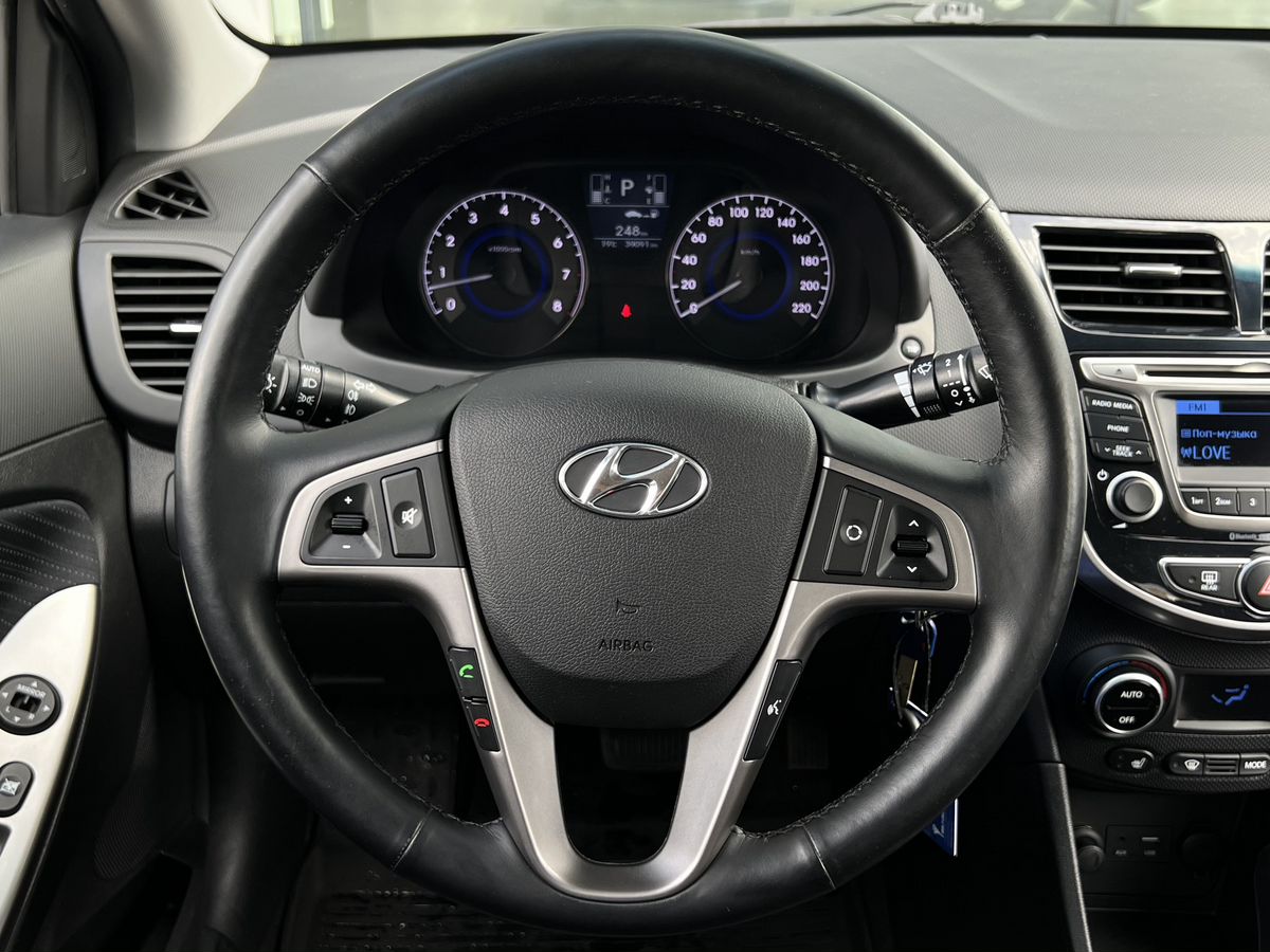 Hyundai Solaris