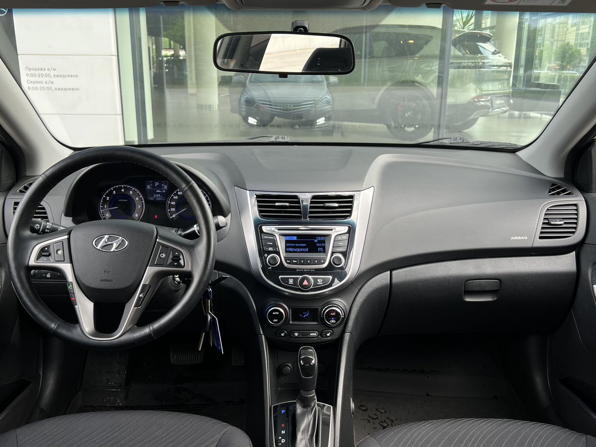 Hyundai Solaris