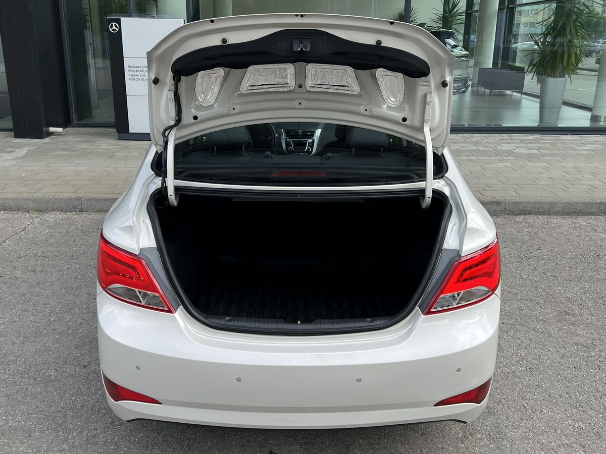 Hyundai Solaris