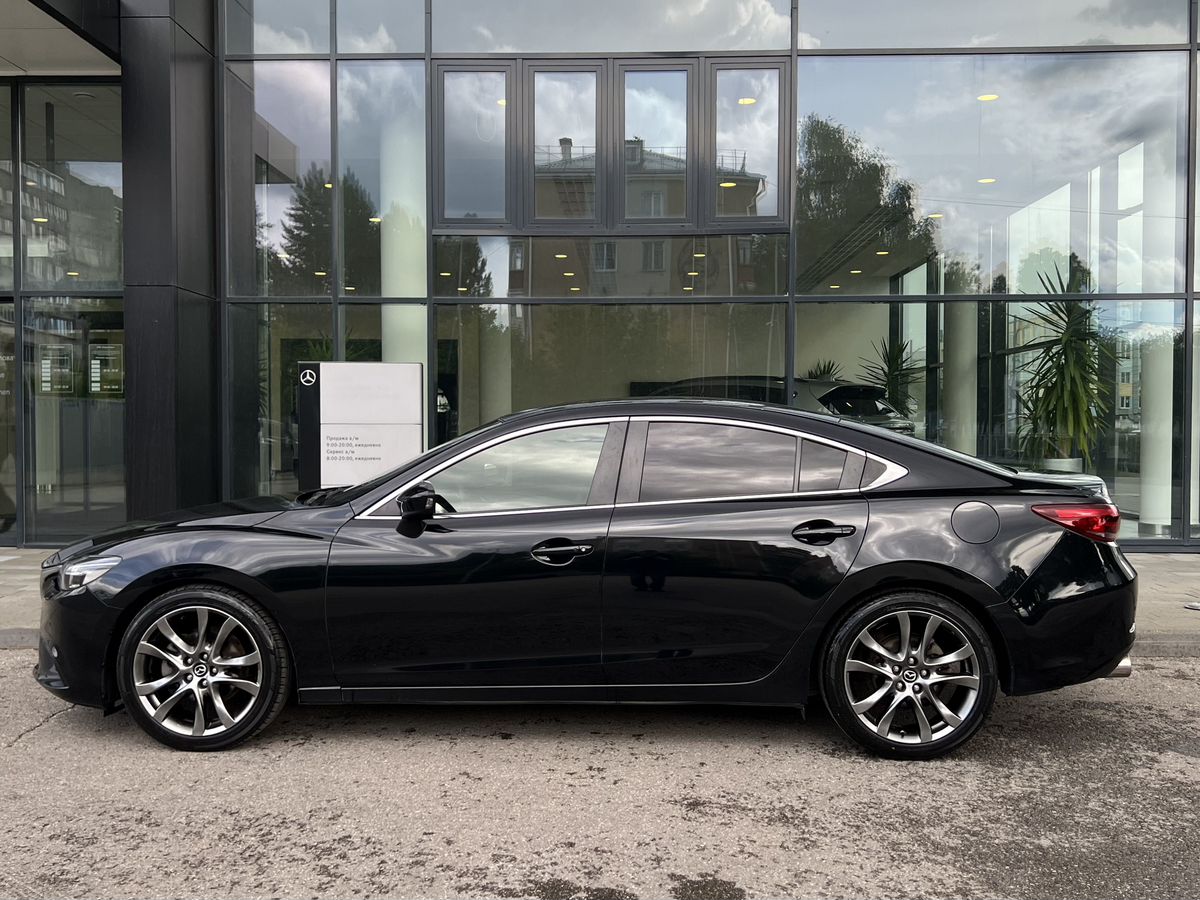Mazda 6