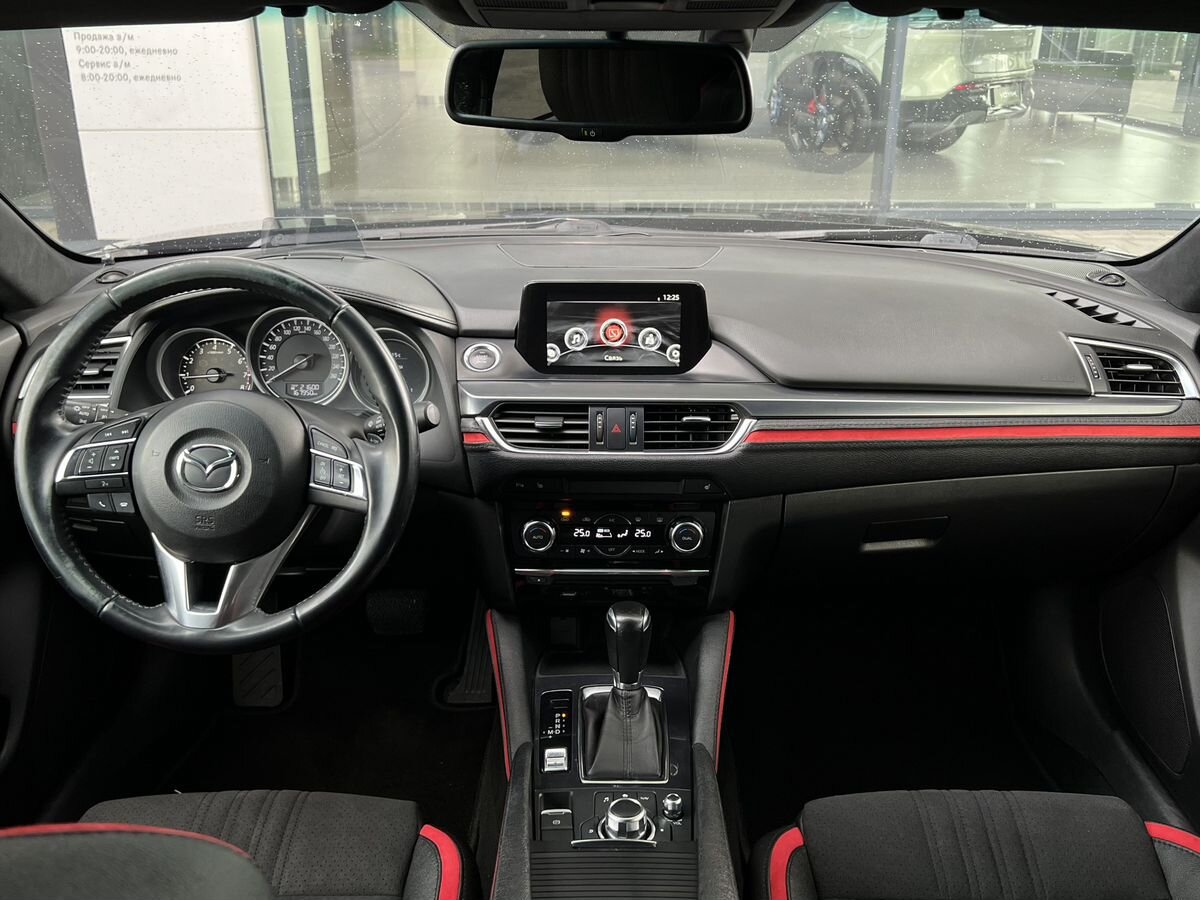 Mazda 6