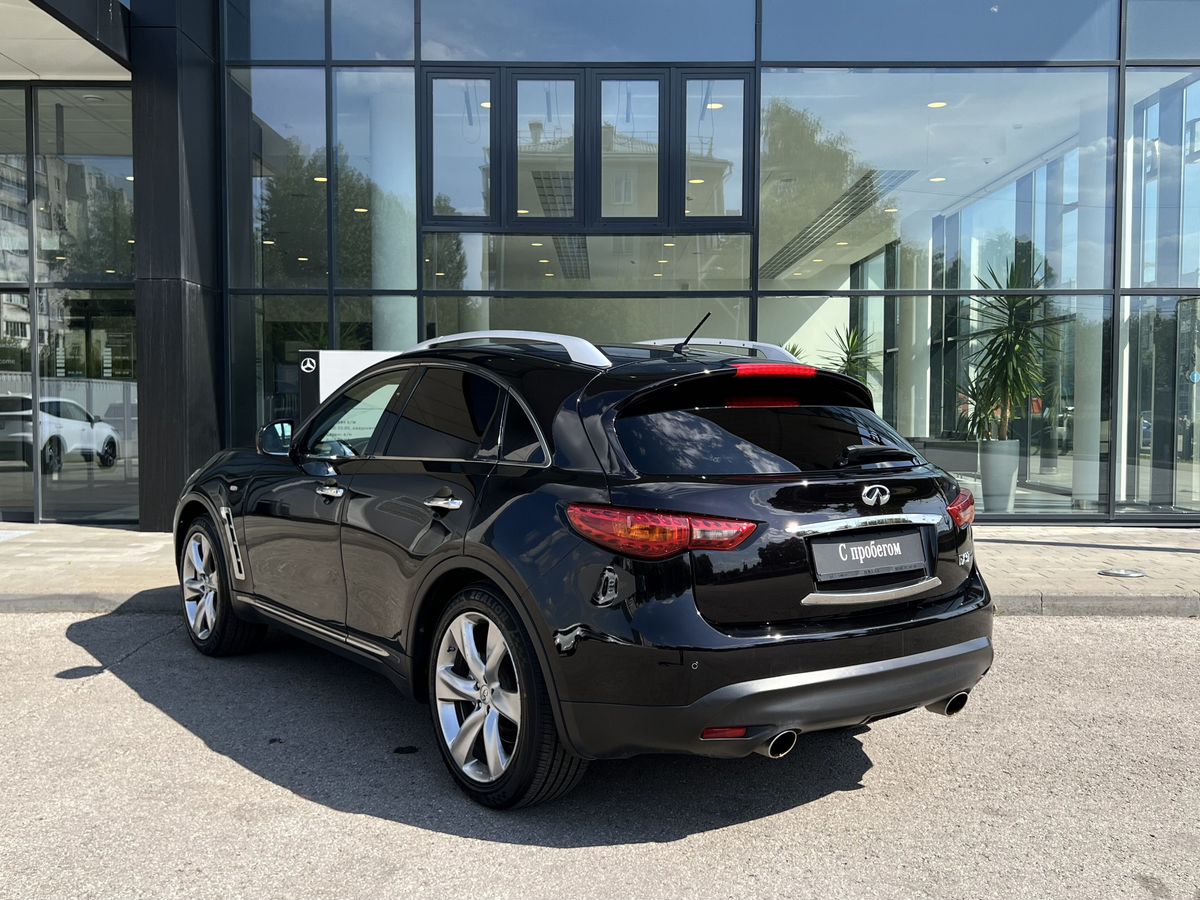 Infiniti FX