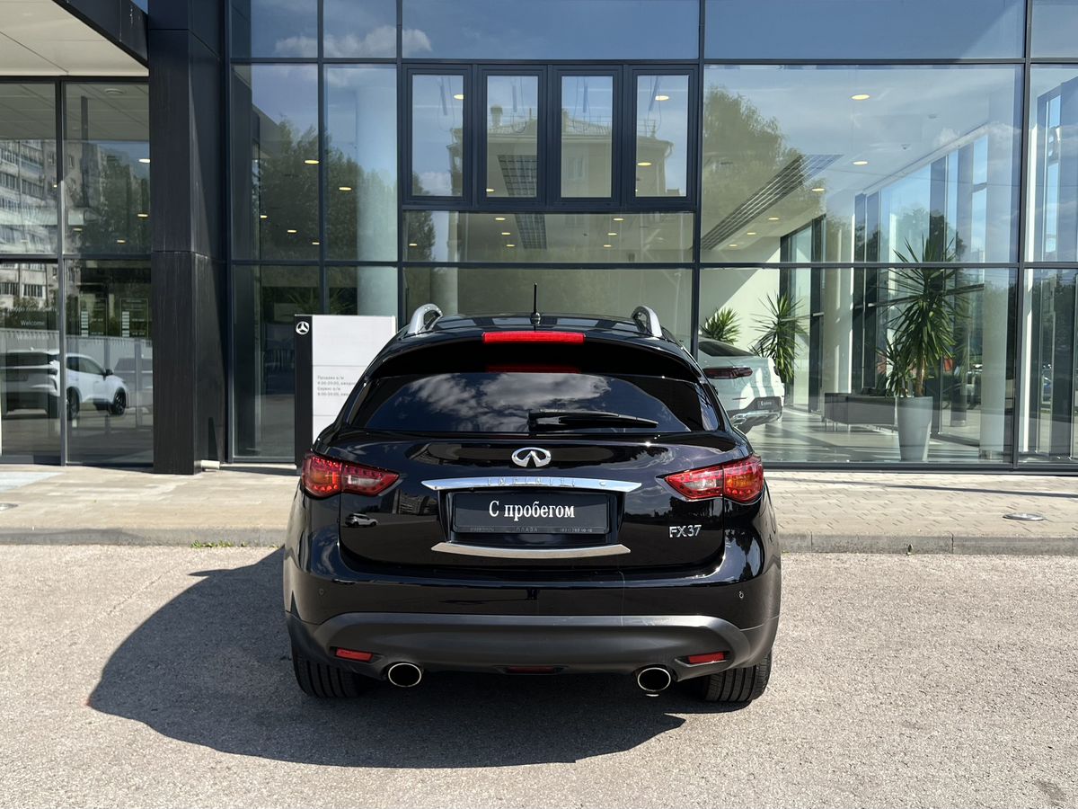 Infiniti FX
