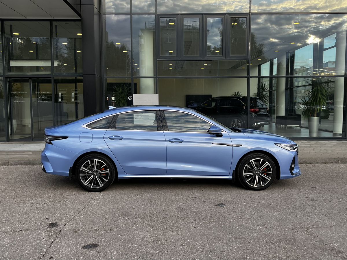 Chery Arrizo 8