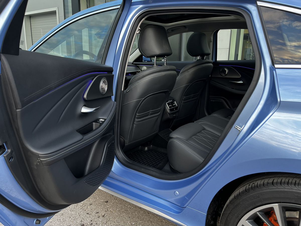 Chery Arrizo 8