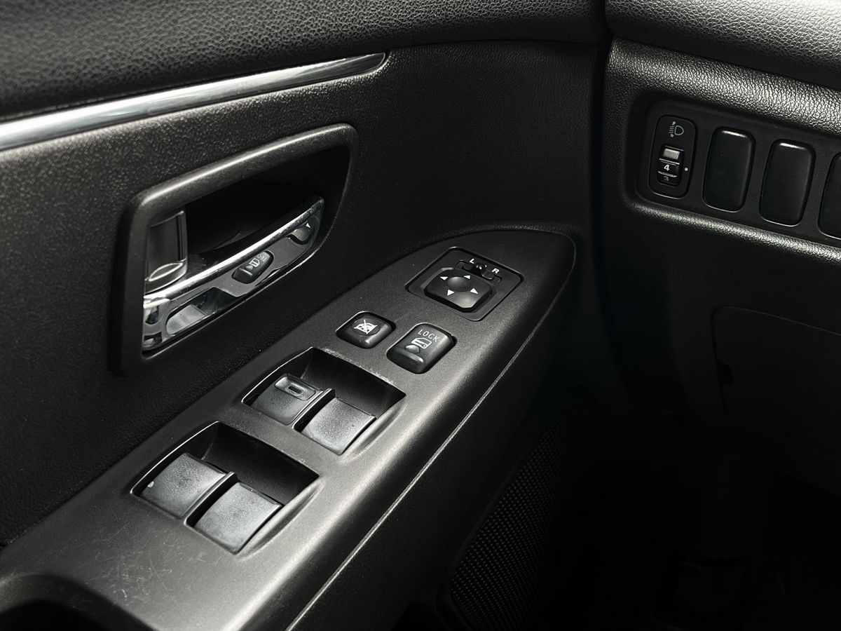 Mitsubishi ASX