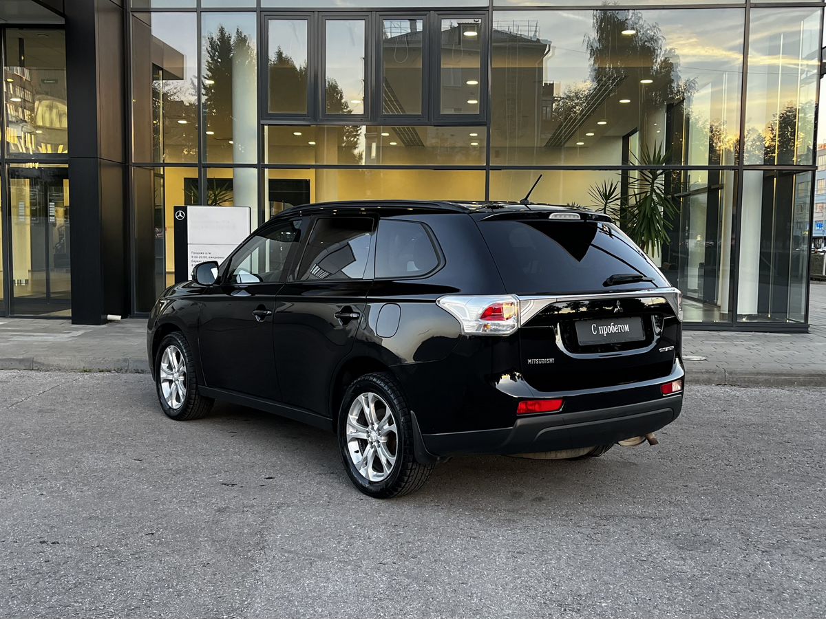 Mitsubishi Outlander