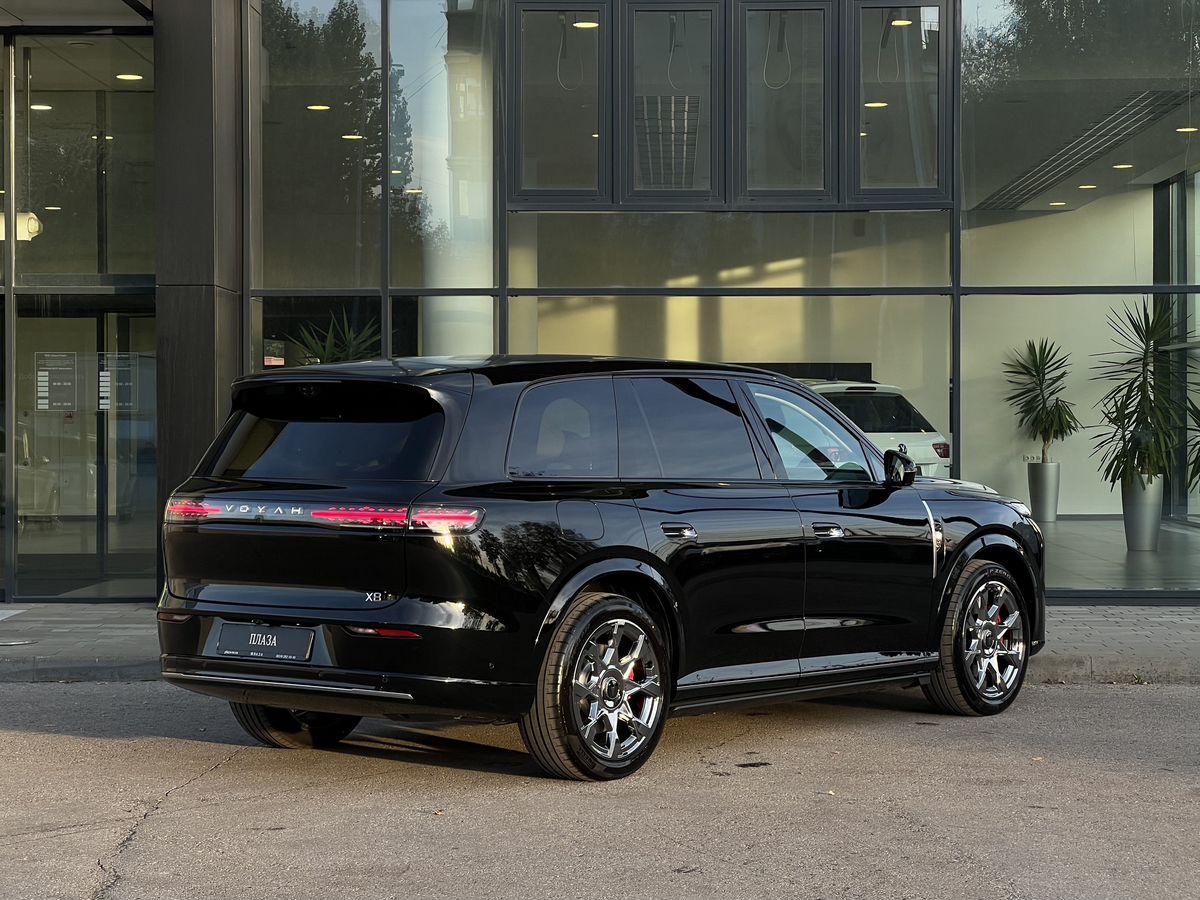 Voyah Taishan X8