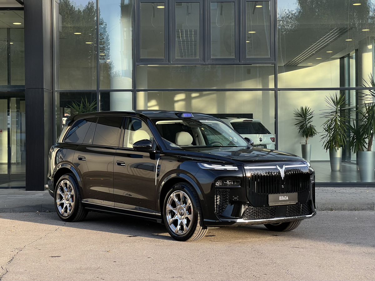 Voyah Taishan X8