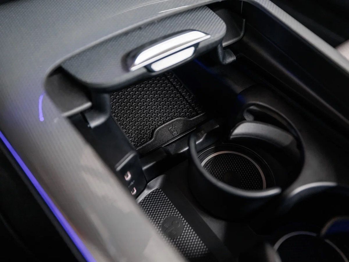 Mercedes-Benz E-Класс AMG VI (W214) 53 AMG 3.0hyb AT (585 л.с.) 4WD