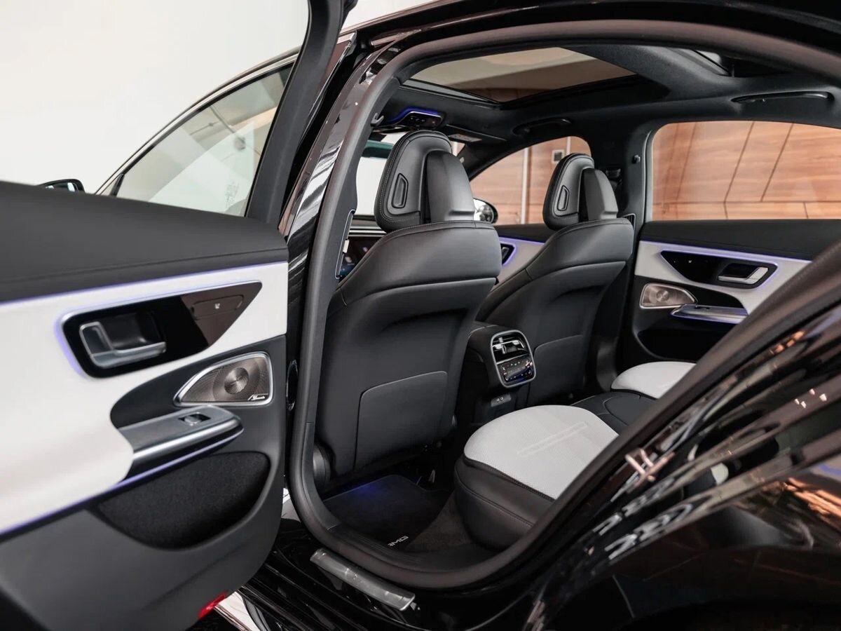 Mercedes-Benz E-Класс AMG VI (W214) 53 AMG 3.0hyb AT (585 л.с.) 4WD