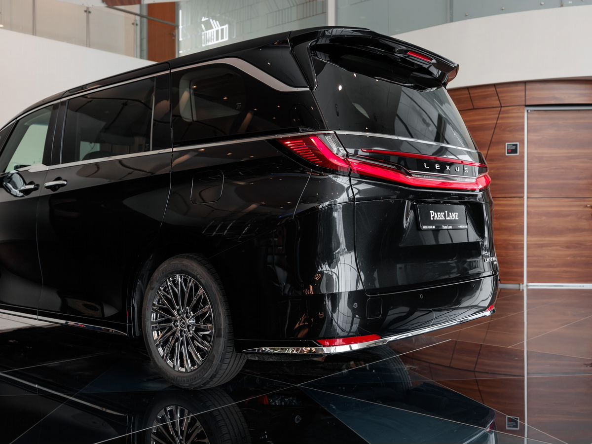 Lexus LM II 350h 2.5hyb CVT (250 л.с.) 4WD