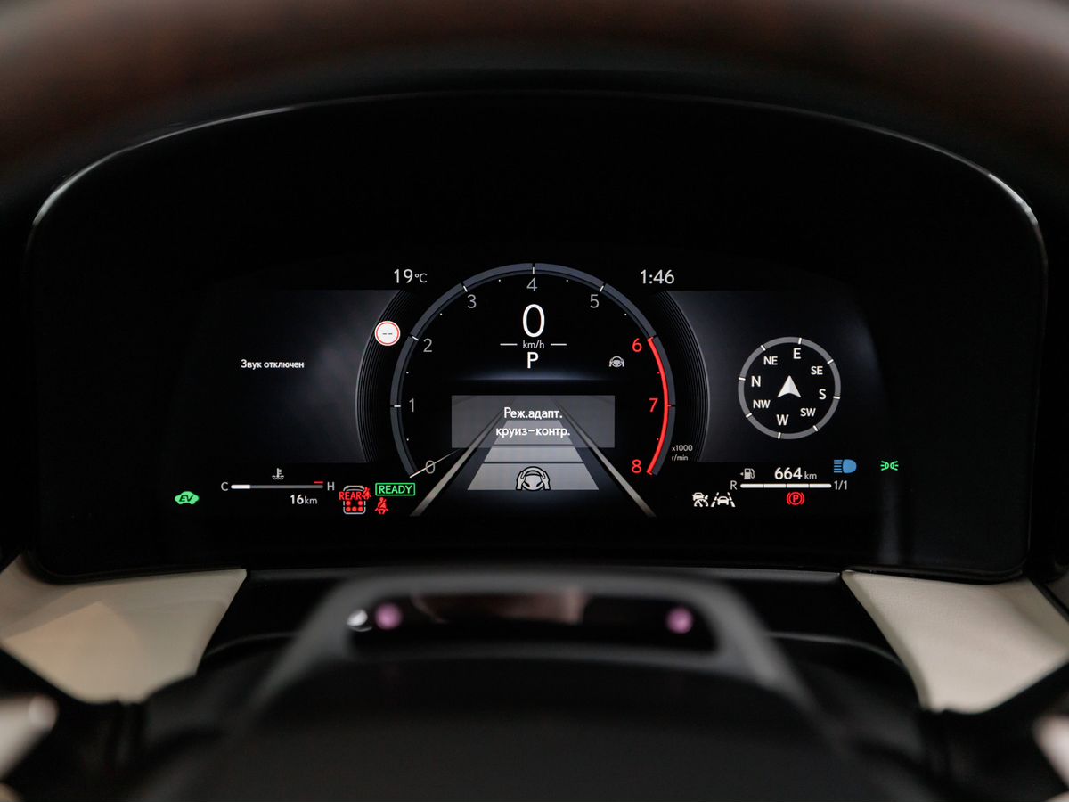 Lexus LM II 350h 2.5hyb CVT (250 л.с.) 4WD