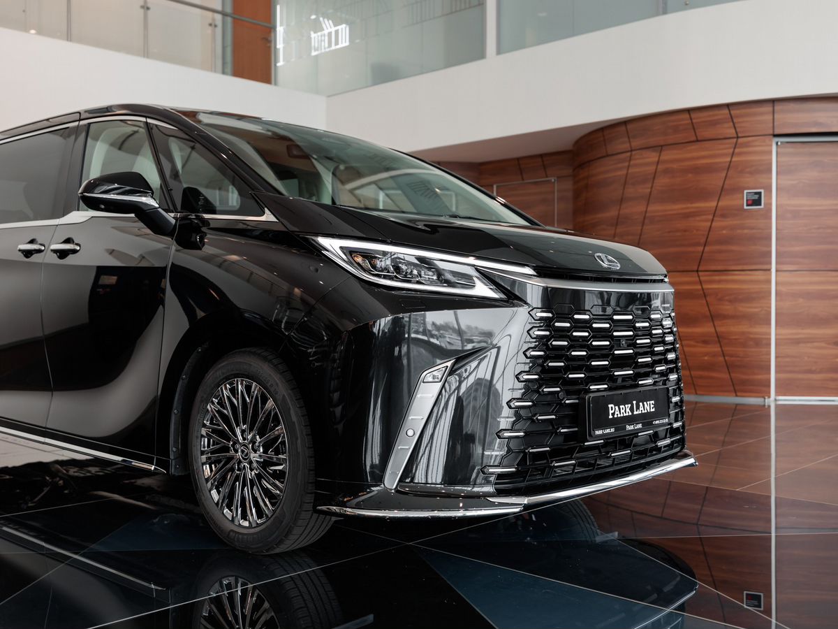 Lexus LM II 350h 2.5hyb CVT (250 л.с.) 4WD