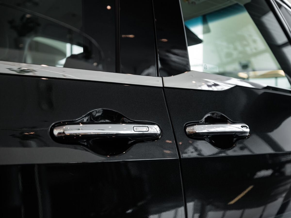 Lexus LM II 350h 2.5hyb CVT (250 л.с.) 4WD