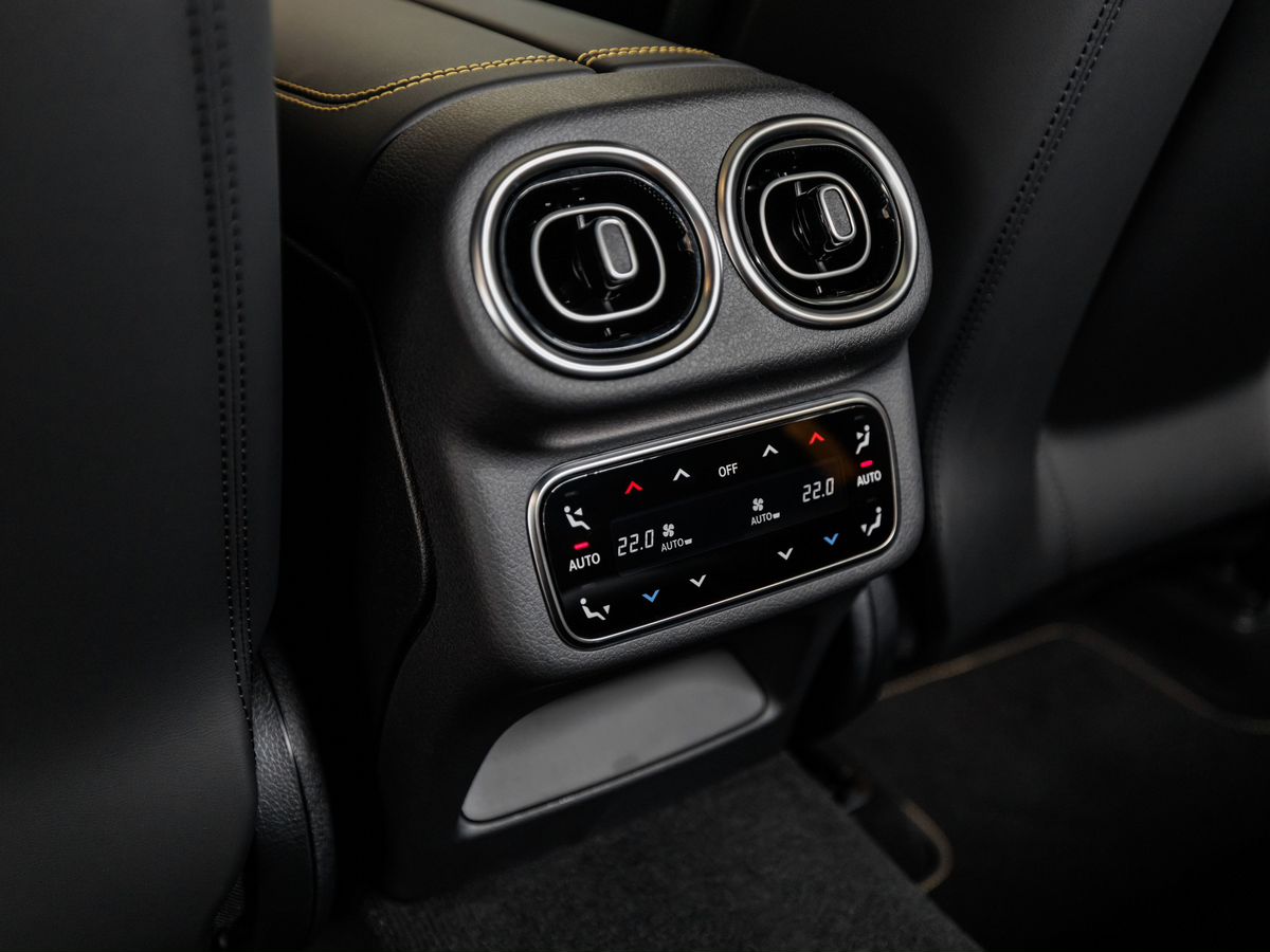 Mercedes-Benz GLC Coupe AMG II (C254) 63 AMG S E Performance 2.0hyb AT (680 л.с.) 4WD