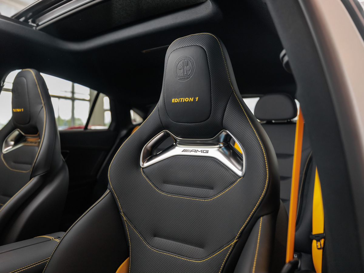 Mercedes-Benz GLC Coupe AMG II (C254) 63 AMG S E Performance 2.0hyb AT (680 л.с.) 4WD