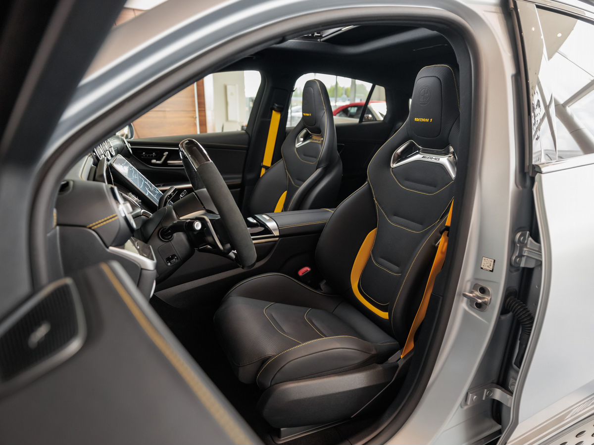 Mercedes-Benz GLC Coupe AMG II (C254) 63 AMG S E Performance 2.0hyb AT (680 л.с.) 4WD