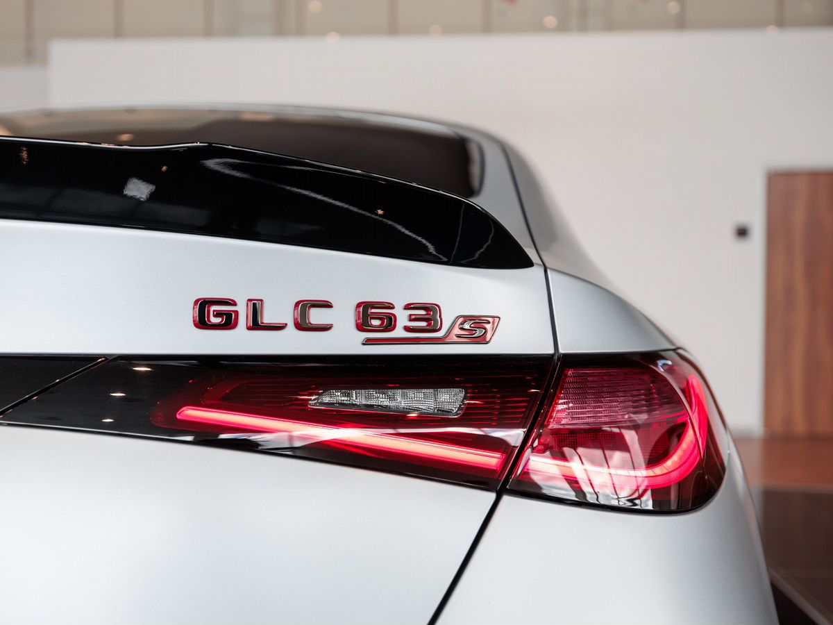 Mercedes-Benz GLC Coupe AMG II (C254) 63 AMG S E Performance 2.0hyb AT (680 л.с.) 4WD