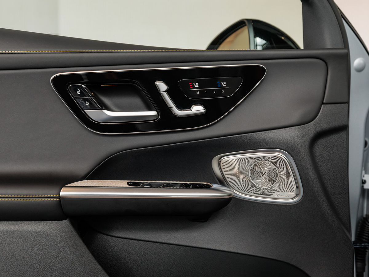 Mercedes-Benz GLC Coupe AMG II (C254) 63 AMG S E Performance 2.0hyb AT (680 л.с.) 4WD