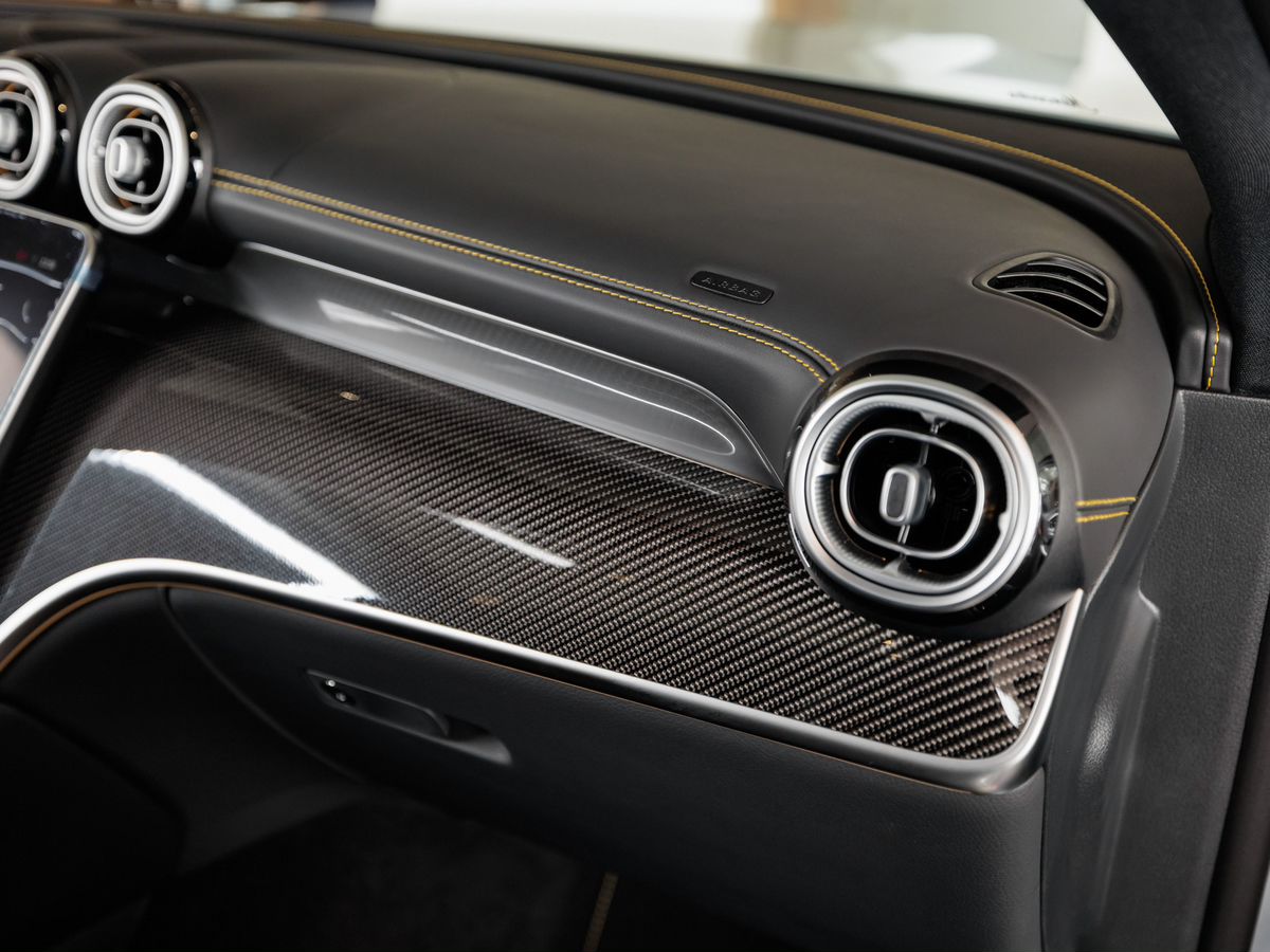 Mercedes-Benz GLC Coupe AMG II (C254) 63 AMG S E Performance 2.0hyb AT (680 л.с.) 4WD