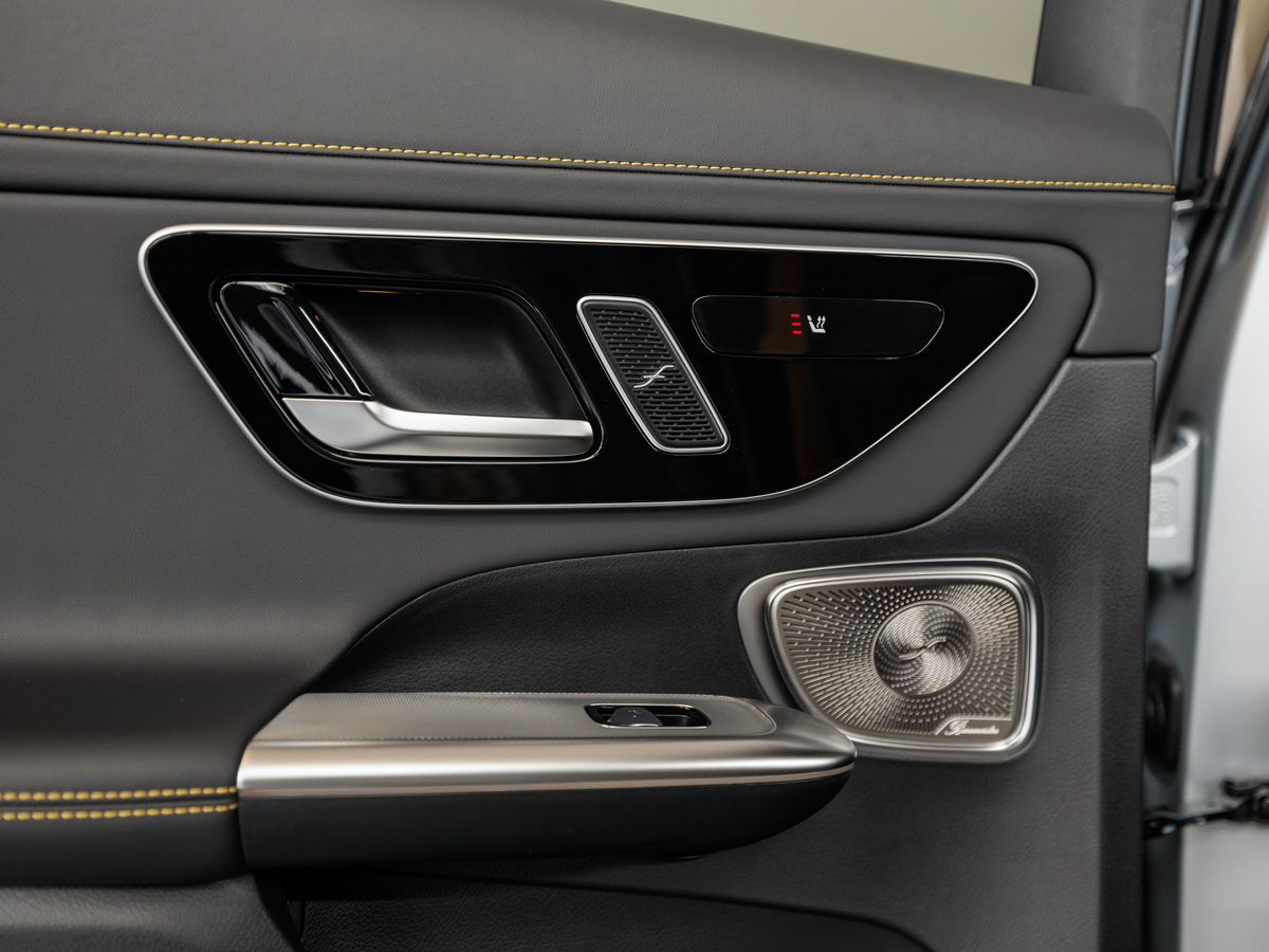 Mercedes-Benz GLC Coupe AMG II (C254) 63 AMG S E Performance 2.0hyb AT (680 л.с.) 4WD