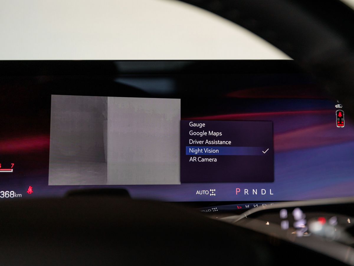 Cadillac Escalade V Рестайлинг 6.2 AT (420 л.с.) 4WD