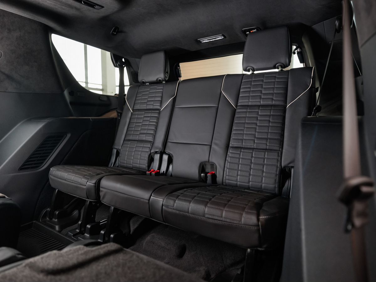 Cadillac Escalade V Рестайлинг 6.2 AT (420 л.с.) 4WD