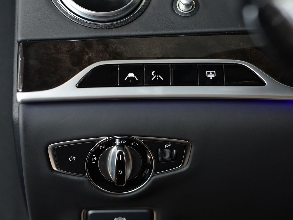Mercedes-Benz S-Класс VI (W222, C217) Рестайлинг 600 Long Guard 6.0 AT (530 л.с.)